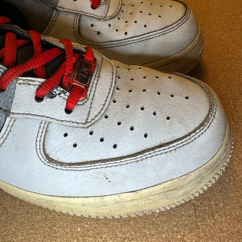 Nike Air Force 1 Low Mens 8.5 White Black Grey Red CZ0337-101 AF1 Sneakers - Picture 7 of 9